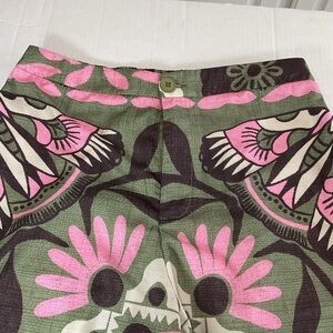 Floral Patterned Pants in Green and Pink